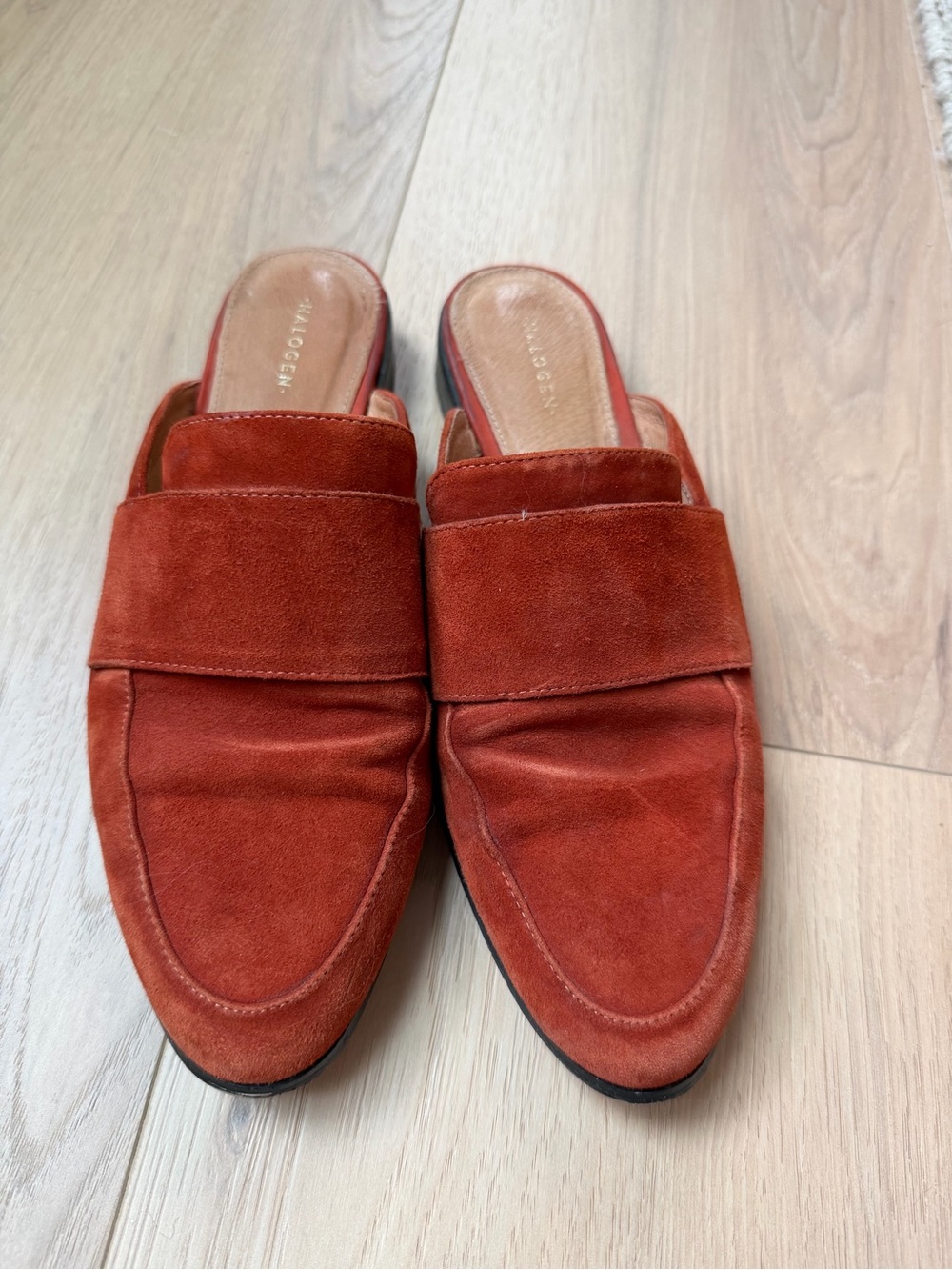 Halogen Womens Suede Slip-On Mules in Rust Orange